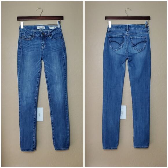 Bullhead Skinny Denim Jeans - Picture 2 of 9